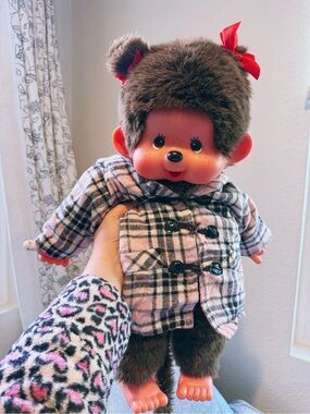 Large vintage Monchhichi girl doll